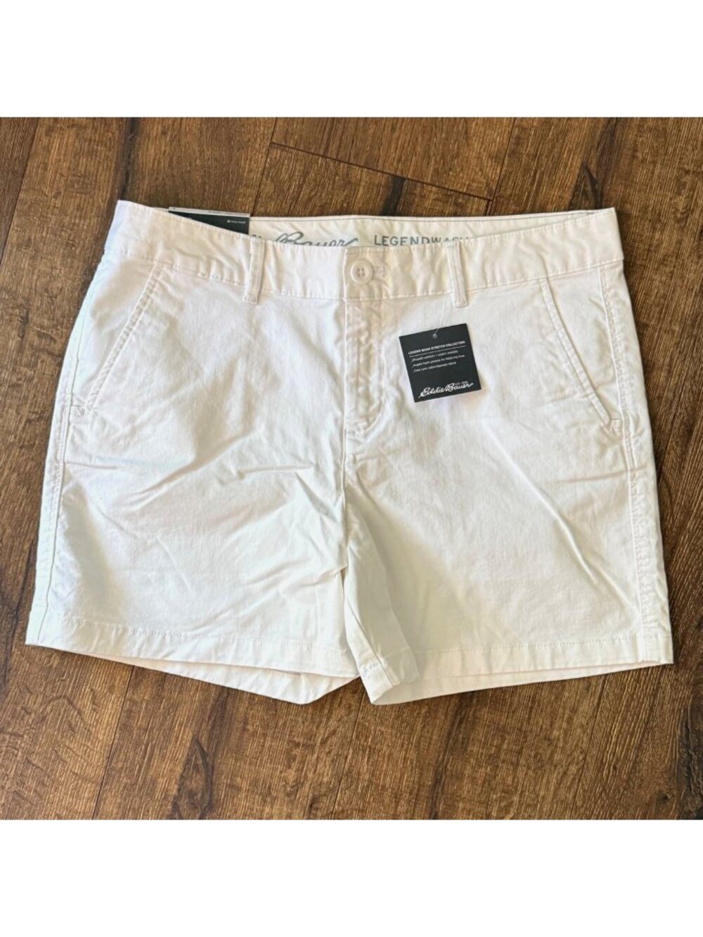Eddie Bauer Women's Legend WashSlightly Curvy White Stretch Shorts Size 8